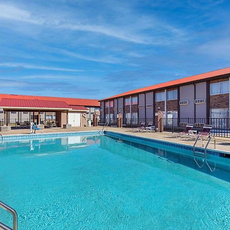 Ramada By Wyndham Bowling Green Ngoại thất bức ảnh