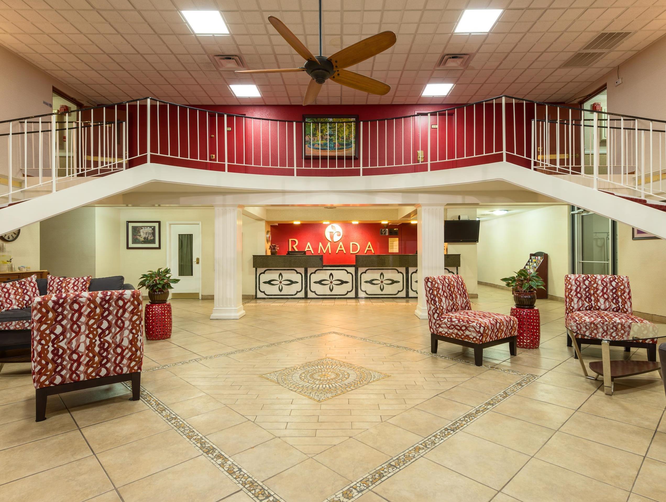 Ramada By Wyndham Bowling Green Ngoại thất bức ảnh