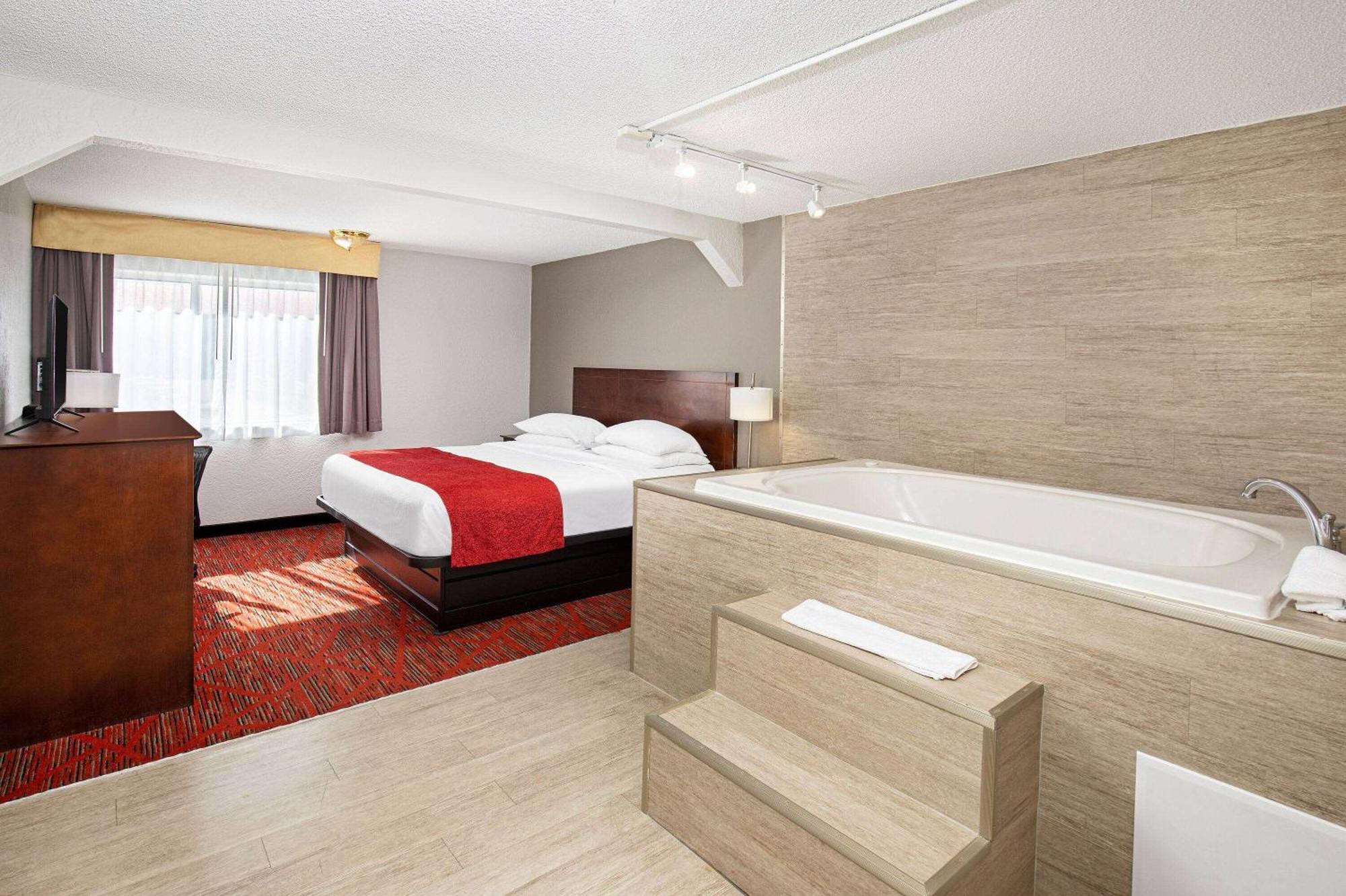 Ramada By Wyndham Bowling Green Ngoại thất bức ảnh