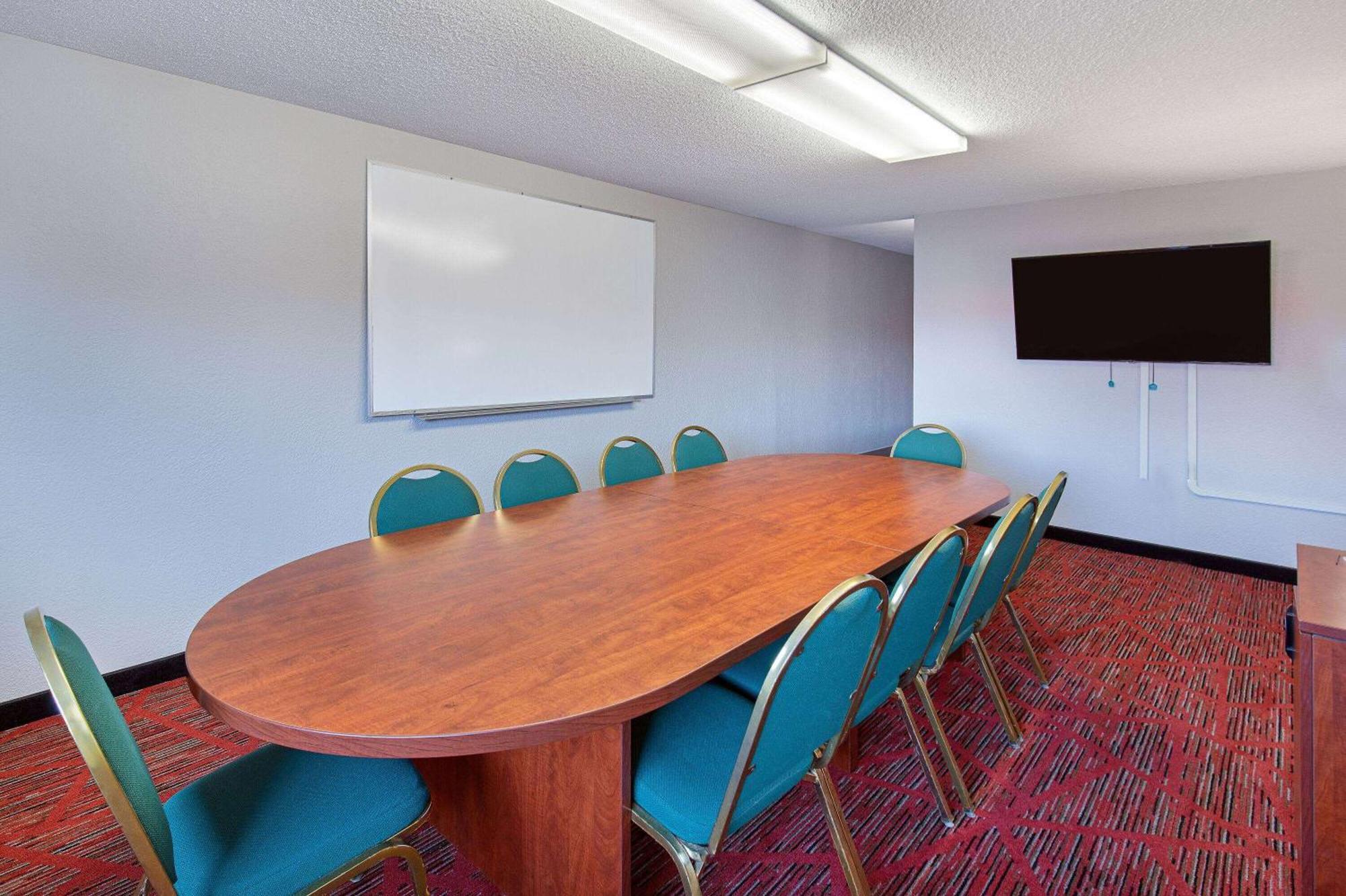 Ramada By Wyndham Bowling Green Ngoại thất bức ảnh
