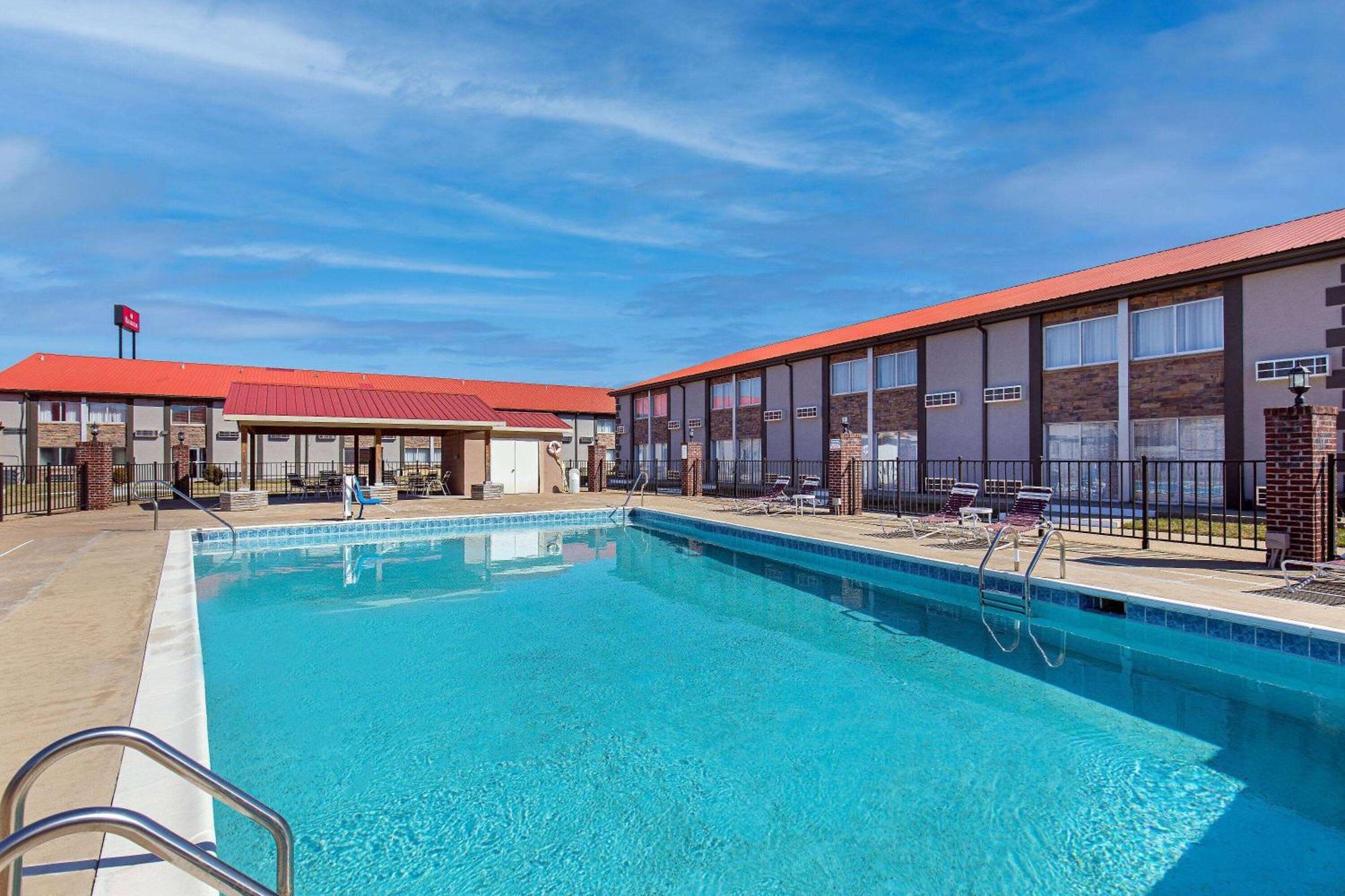 Ramada By Wyndham Bowling Green Ngoại thất bức ảnh